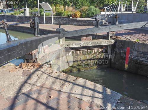 Image of Lock gate in Stratford upon Avon