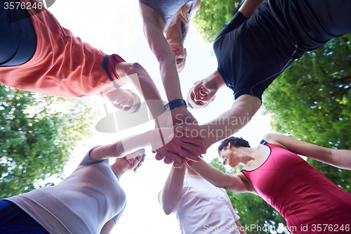 Image of jogging people group have fun