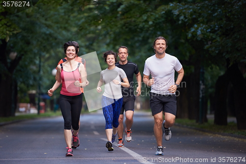 Image of people group jogging