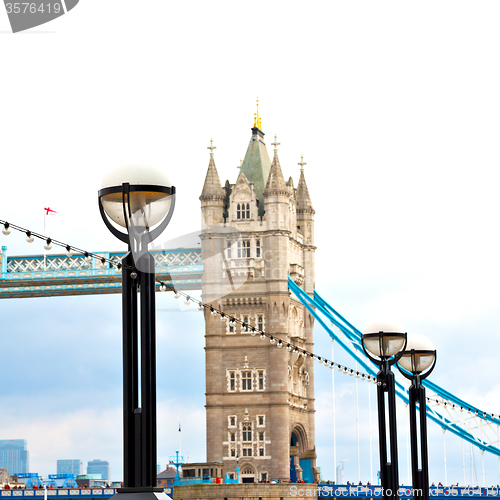 Image of london tower in england old bridge and the cloudy sky