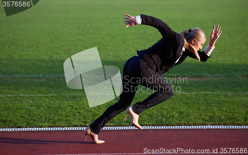 Image of business man ready to sprint