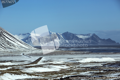 Image of Lonley road in wintertime