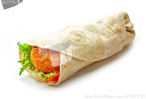 Image of Wrap with fried chicken and vegetables