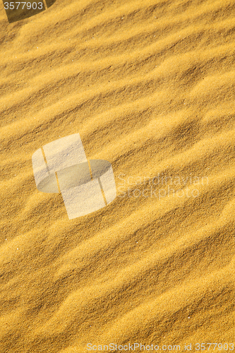 Image of the brown sand  