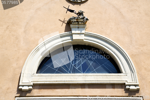 Image of rose window  italy  lombardy     in  the jerago  old   church   