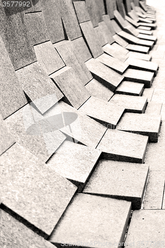 Image of in london  monument old steps and marble ancien line 