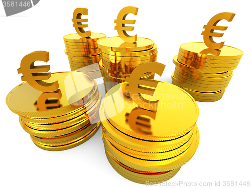 Image of Euro Cash Indicates Invest Growth And European