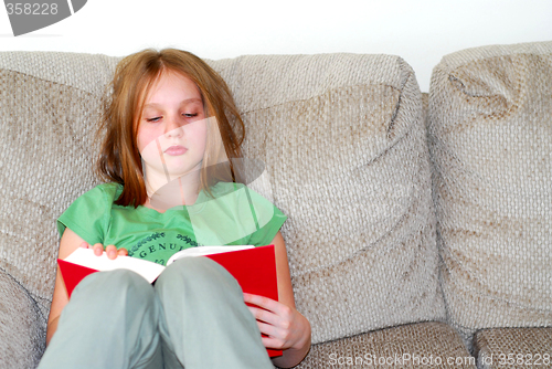 Image of Young girl reading