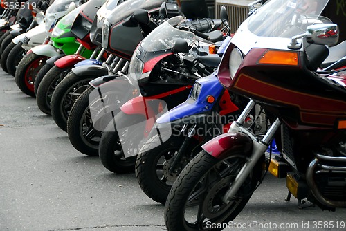 Image of Row of motocycles