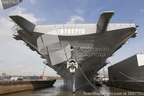 Image of USS Intrepid in New York