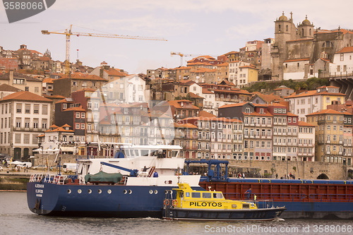 Image of EUROPE PORTUGAL PORTO RIBEIRA DOURO RIVER