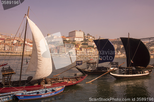 Image of EUROPE PORTUGAL PORTO RIBEIRA OLD TOWN DOURO RIVER