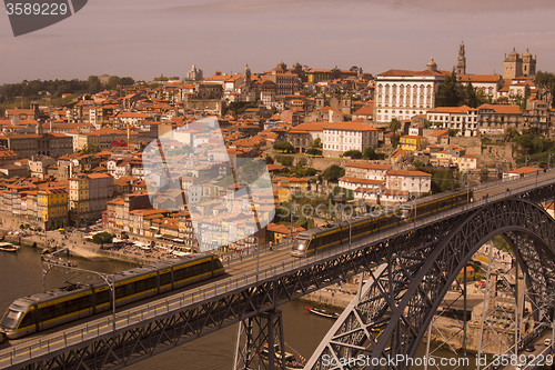 Image of EUROPE PORTUGAL PORTO RIBEIRA OLD TOWN DOURO RIVER