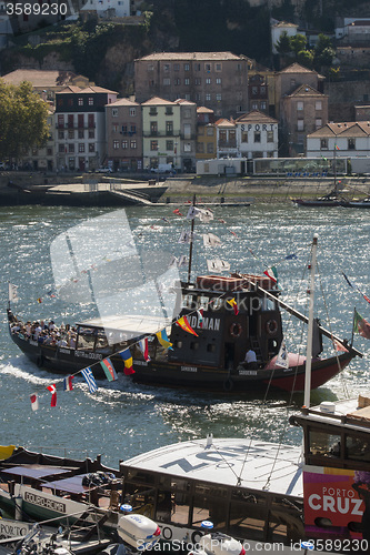 Image of EUROPE PORTUGAL PORTO RIBEIRA OLD TOWN DOURO RIVER