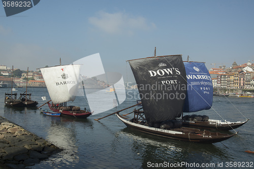 Image of EUROPE PORTUGAL PORTO RIBEIRA OLD TOWN DOURO RIVER