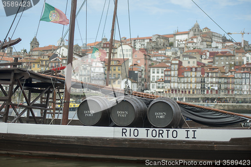 Image of EUROPE PORTUGAL PORTO RIBEIRA OLD TOWN DOURO RIVER