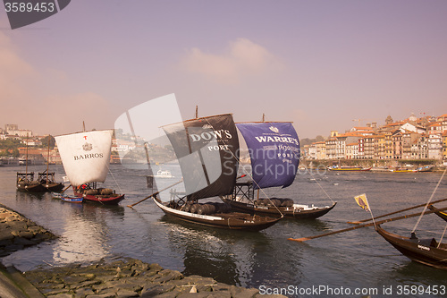 Image of EUROPE PORTUGAL PORTO RIBEIRA OLD TOWN DOURO RIVER