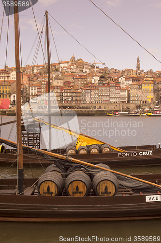 Image of EUROPE PORTUGAL PORTO RIBEIRA OLD TOWN DOURO RIVER