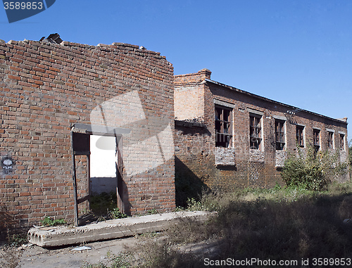 Image of the ruins of a building