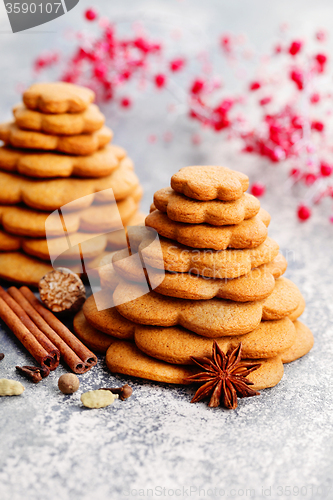 Image of gingerbread tree