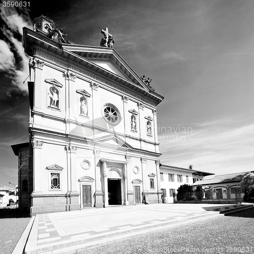 Image of monument old architecture in italy europe milan religion       a