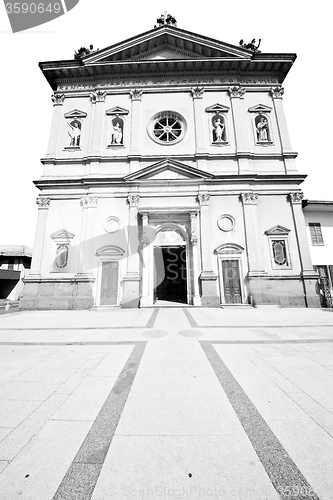 Image of monument old architecture in italy europe milan religion       a