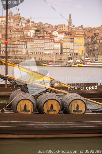 Image of EUROPE PORTUGAL PORTO RIBEIRA OLD TOWN DOURO RIVER