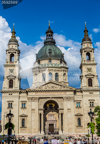 Image of St. Stephen\'s Basilica, the largest church in Budapest, Hungary