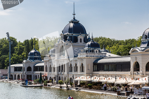 Image of The newly renovated Skating rink (now as lake) in the Main city 