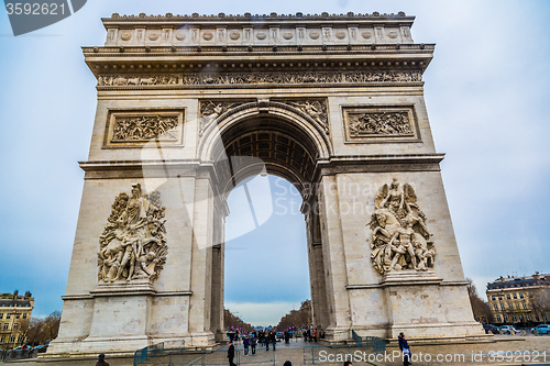 Image of Arc de Triomphe (Paris, France).