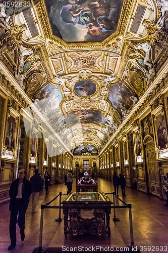 Image of Large painting gallery at the Louvre museum in Paris