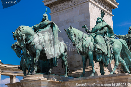 Image of Heroes square in Budapest,