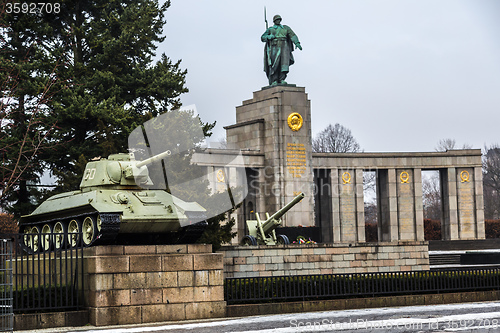 Image of Russian tank of the WWII 