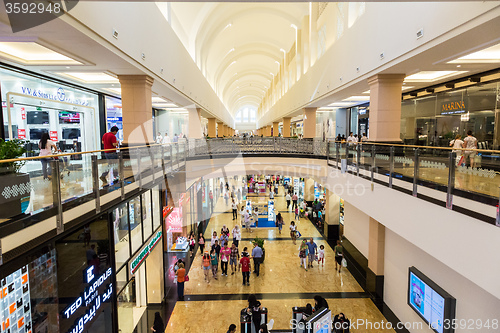 Image of Mall of the Emirates is a shopping mall in the Al Barsha distric