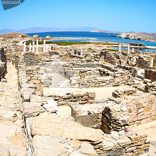 Image of temple  in delos greece the historycal acropolis and old ruin si