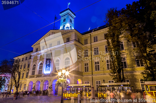 Image of Rynok Square in Lviv at night