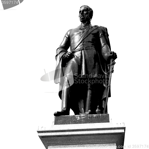 Image of marble and statue in old city of london england