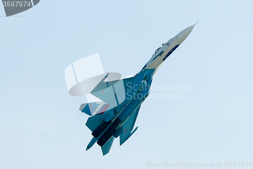 Image of Fighter SU-27 in flight
