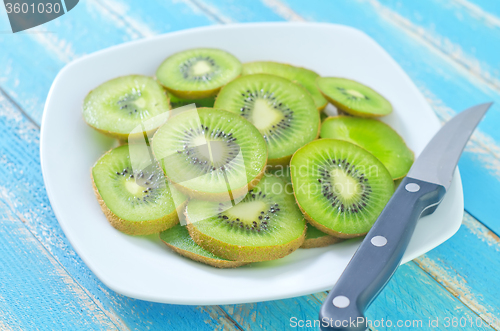 Image of fresh kiwi