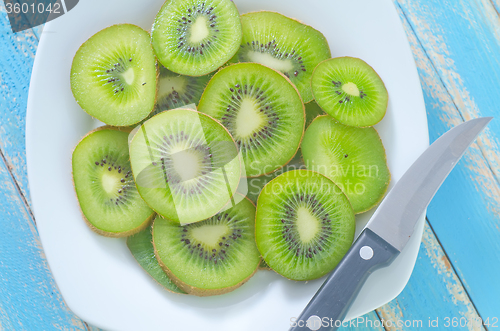 Image of fresh kiwi