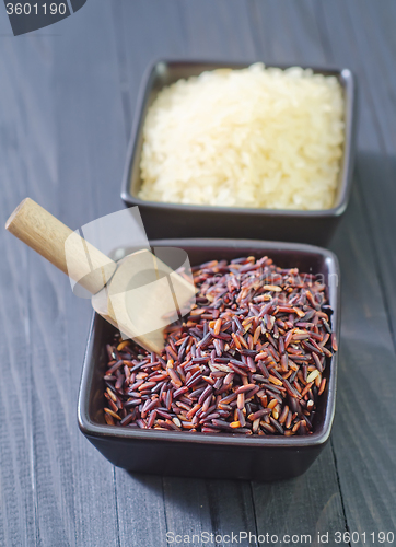 Image of raw rice