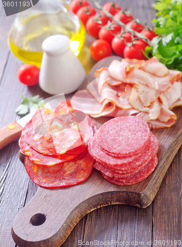 Image of salami and bacon