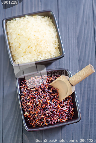 Image of raw rice