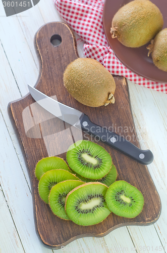 Image of fresh kiwi