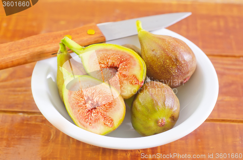 Image of fresh figs