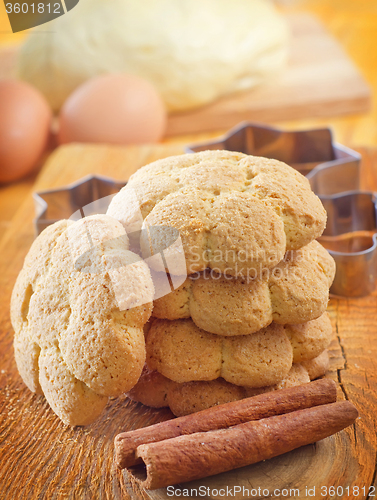 Image of Fresh sweet cookies with cinnamon