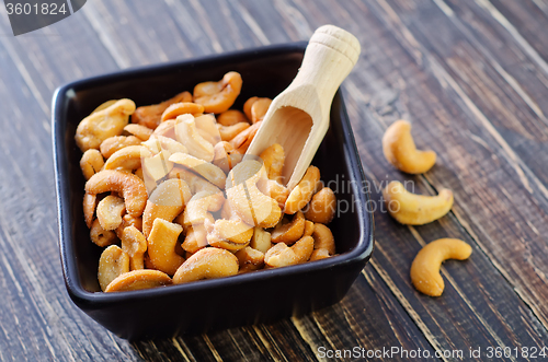 Image of cashew