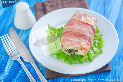 Image of chicken roll with bacon