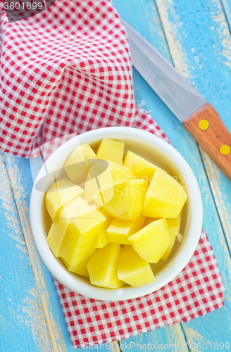 Image of raw potato