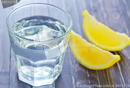 Image of water with lemon